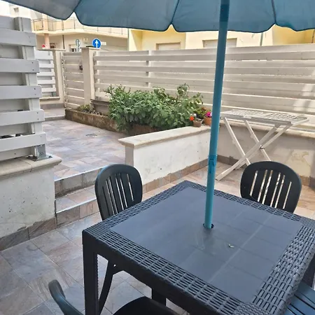 Casa Bea With Private Parking Space Martinsicuro