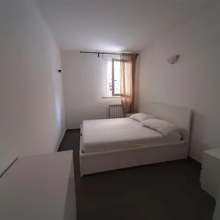 Appartamento Casa Bea With Private Parking Space Martinsicuro