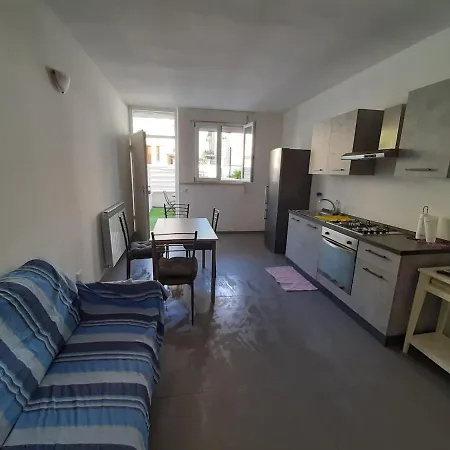 Casa Bea With Private Parking Space Appartamento Martinsicuro